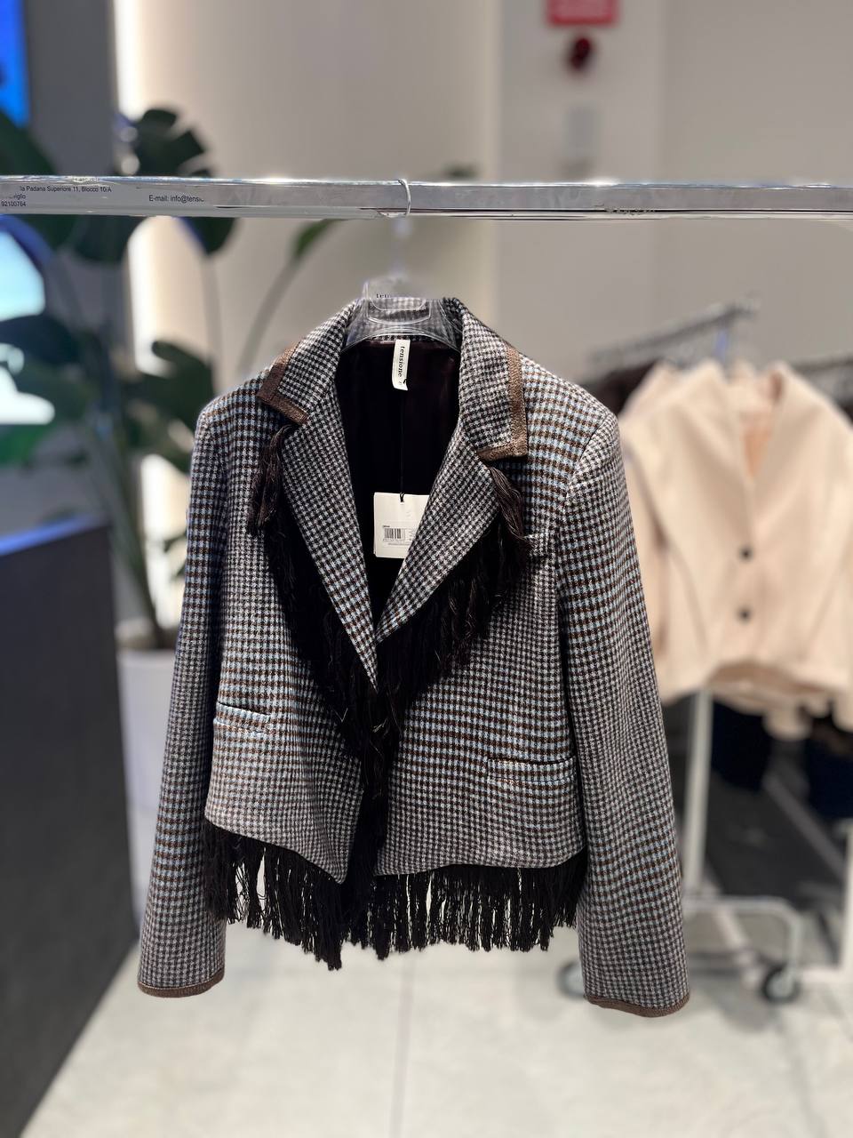 Фото Tensione in