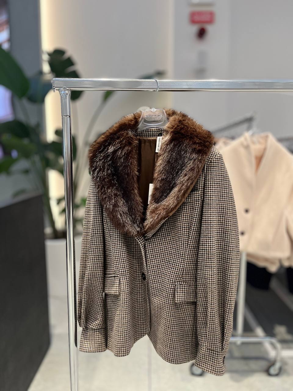 Фото Tensione in