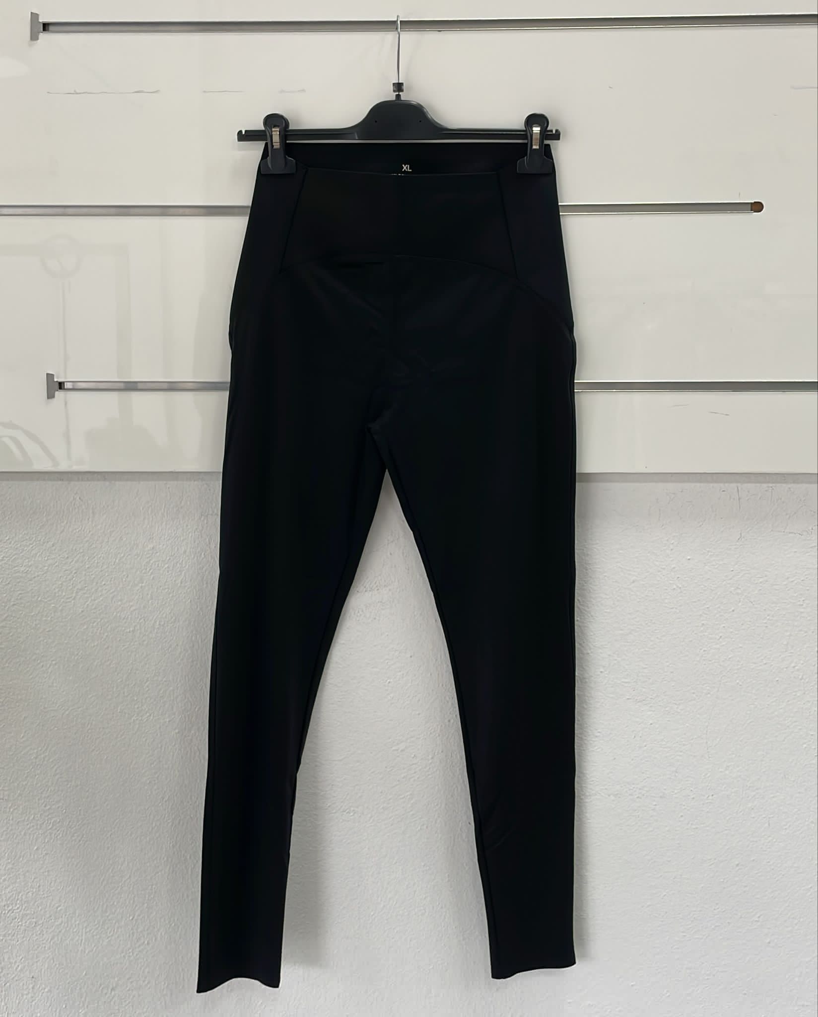 Joie Clair (J-Clair)