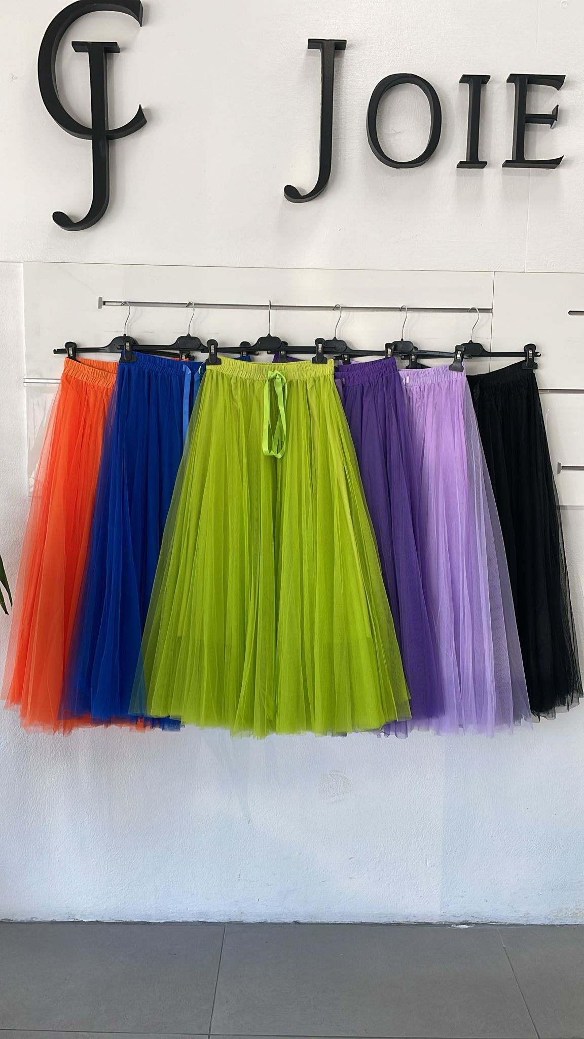 Joie Clair (J-Clair)