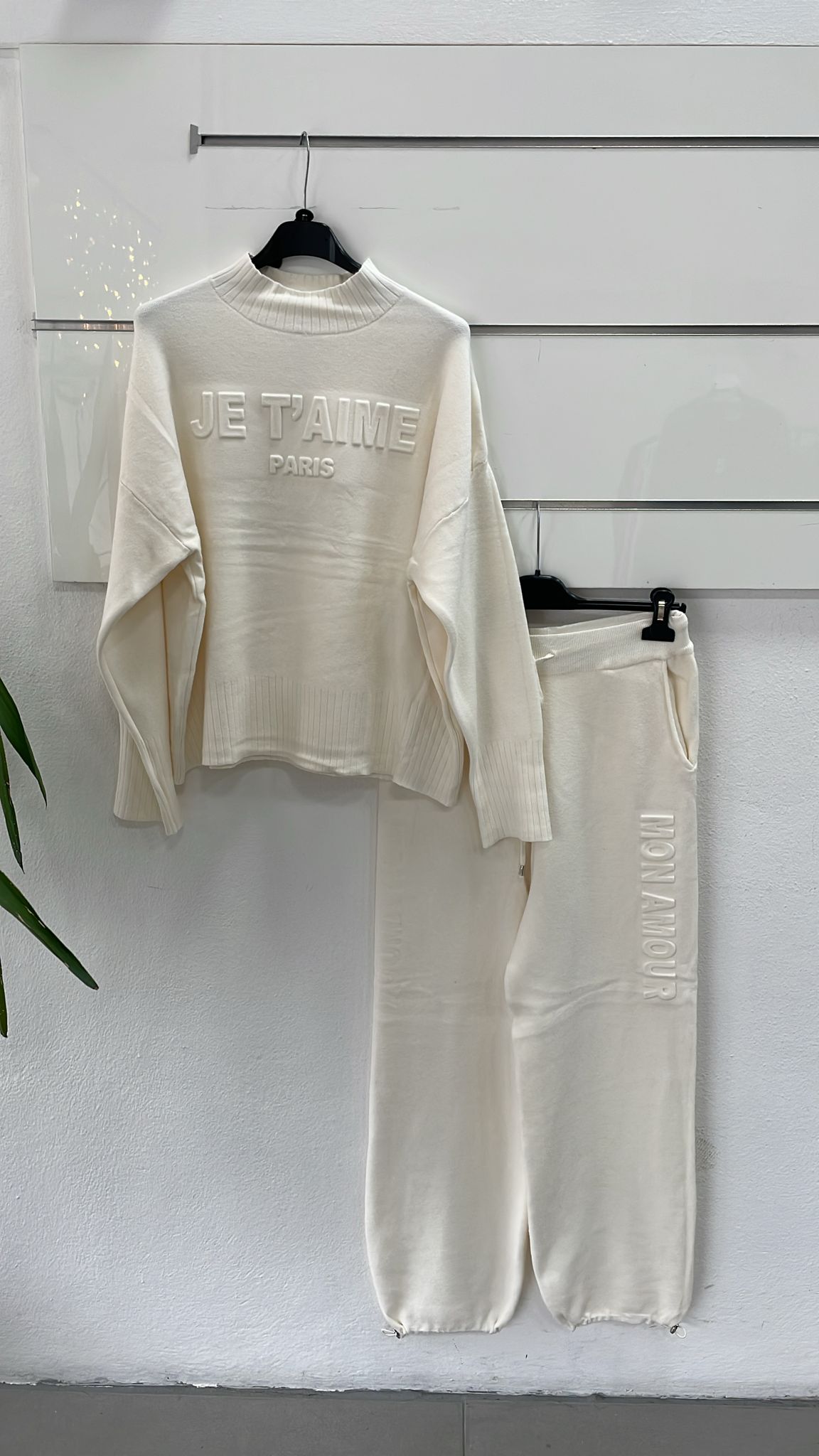 Фото Joie Clair (J-Clair)