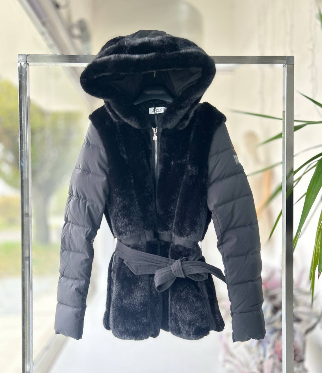 Фото Joie Clair (J-Clair)