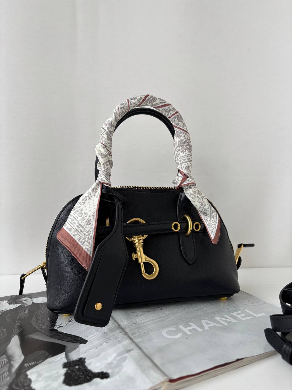 Фото Leather Country