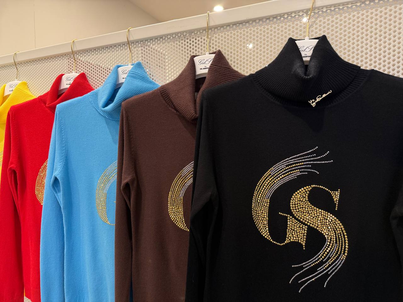 Фото Gil Santucci