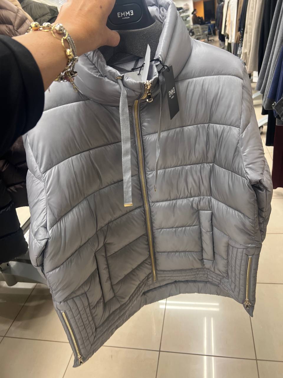 Итальянская одежда, бренд Outlet, арт. 74055904