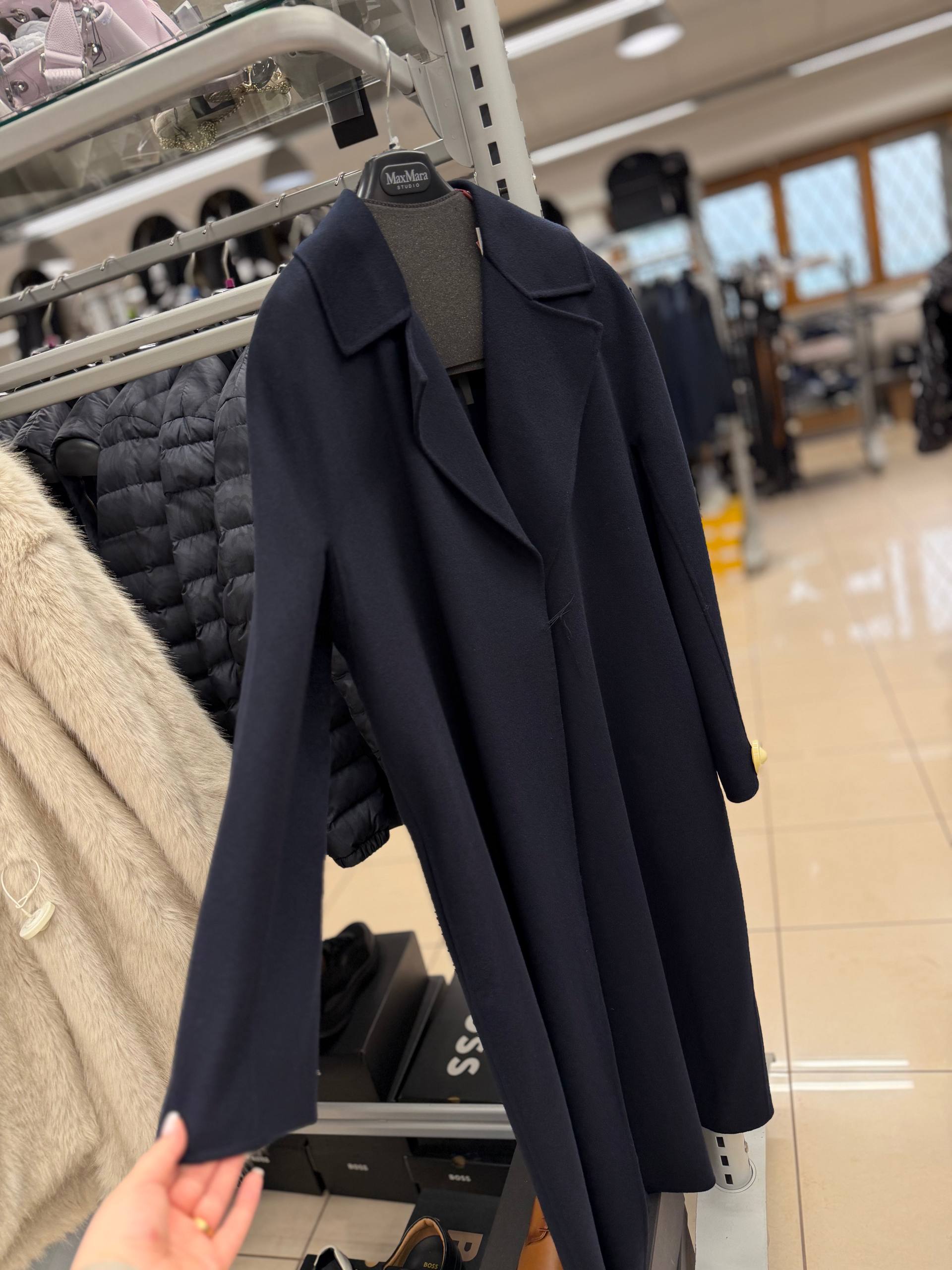 Итальянская одежда, бренд Outlet, арт. 74056414