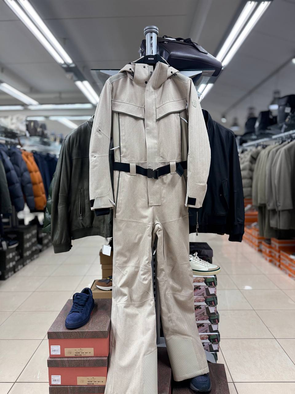 Итальянская одежда, бренд Outlet, арт. 74056572