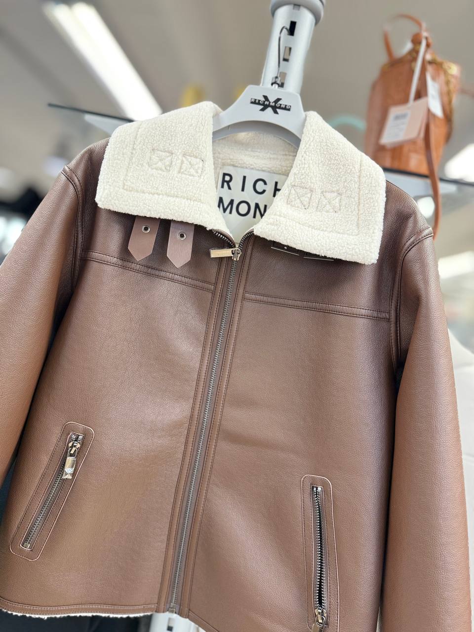 Итальянская одежда, бренд Outlet, арт. 74056683