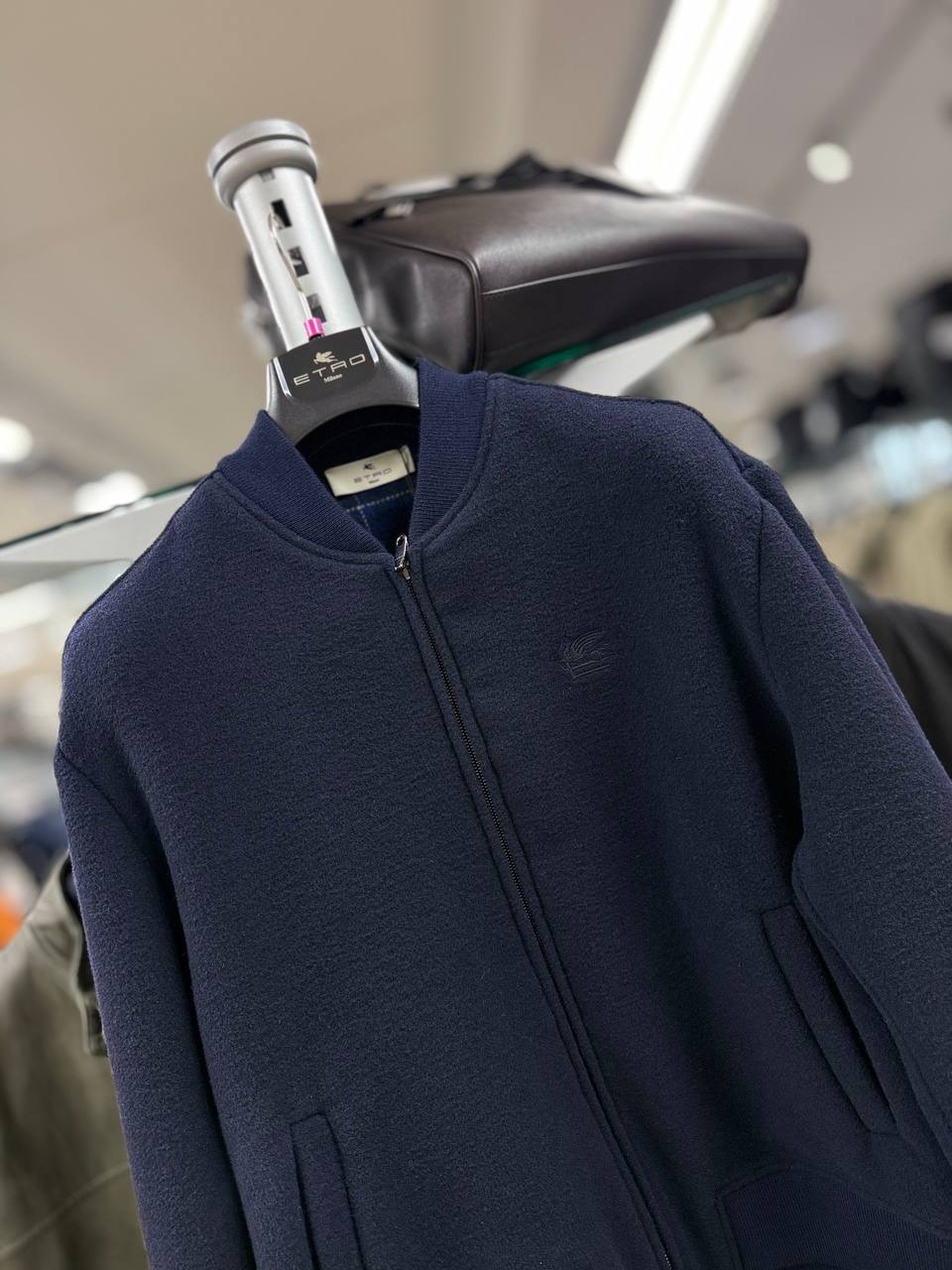 Итальянская одежда, бренд Outlet, арт. 74057287