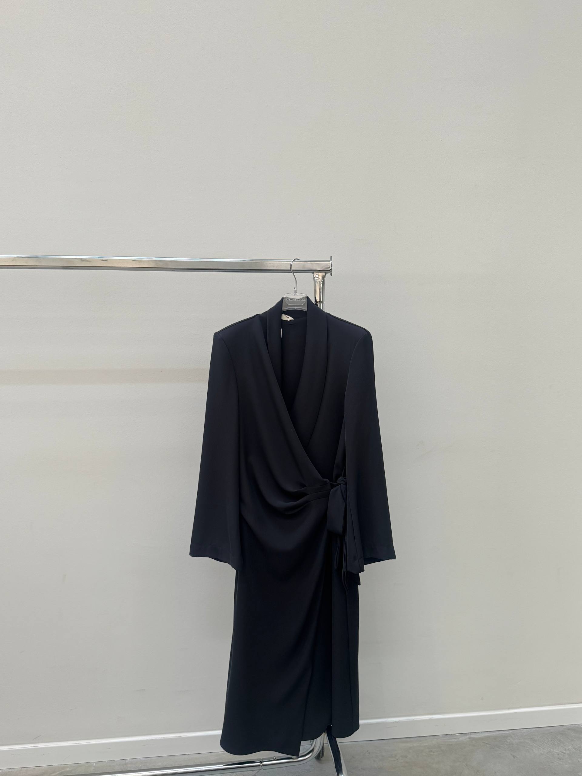 Фото Tensione in