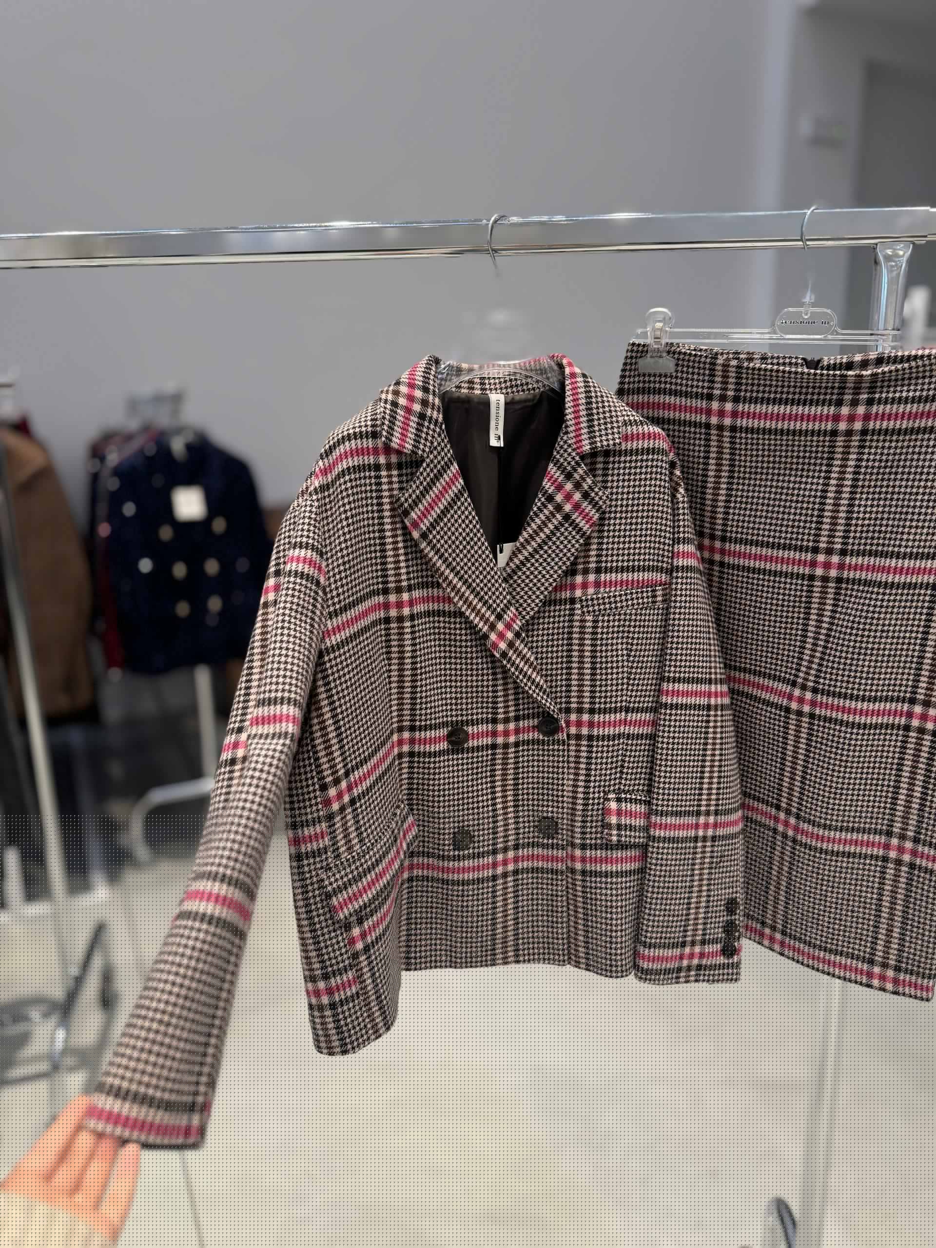 Фото Tensione in