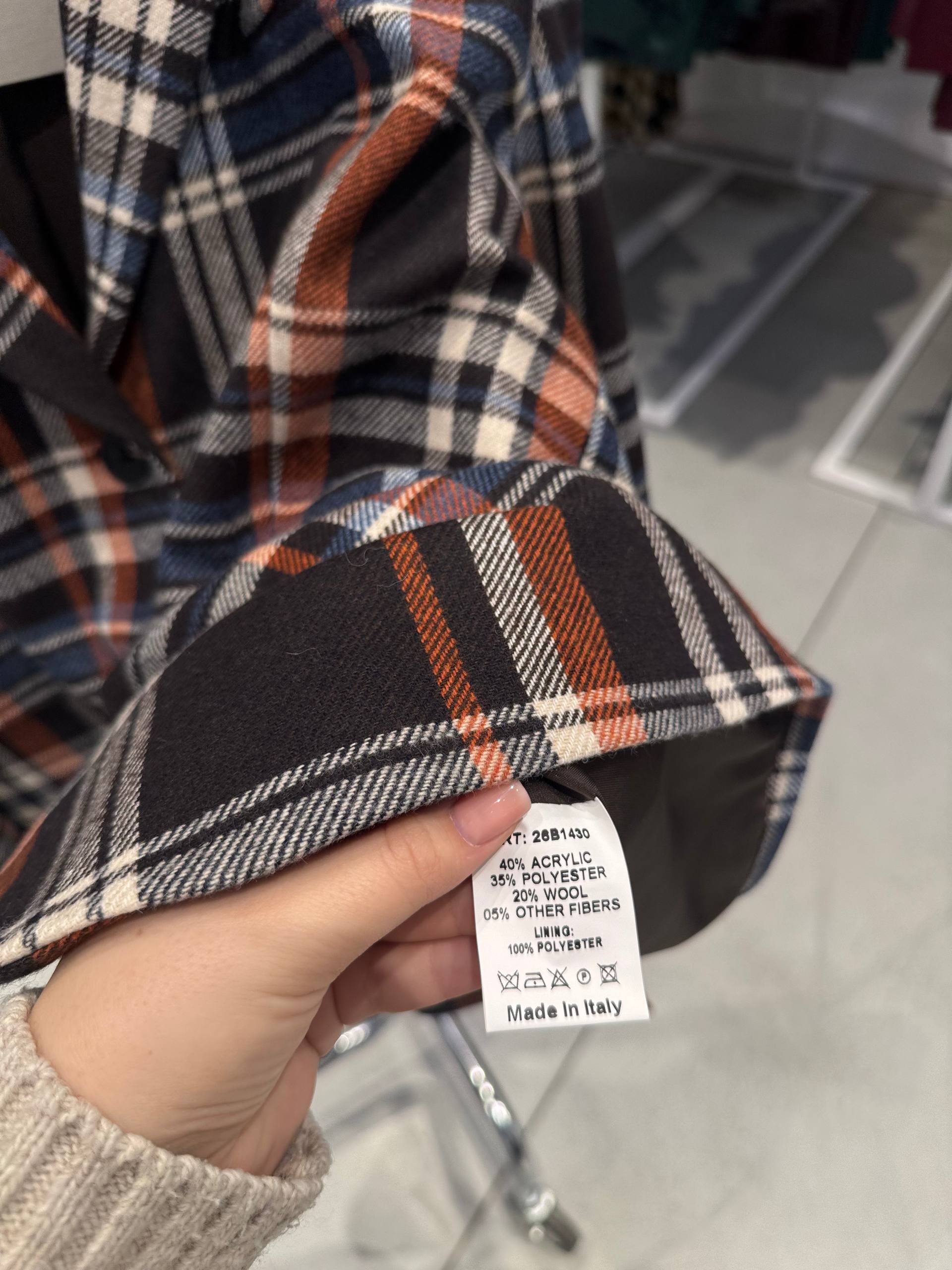 Фото Tensione in