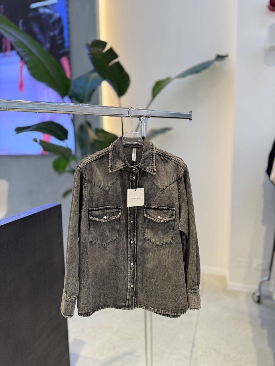 Фото Tensione in