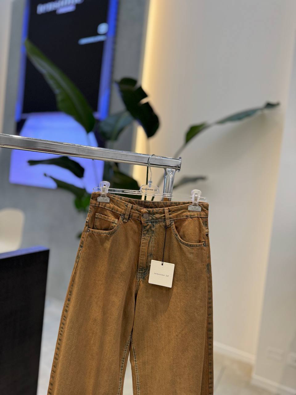 Фото Tensione in