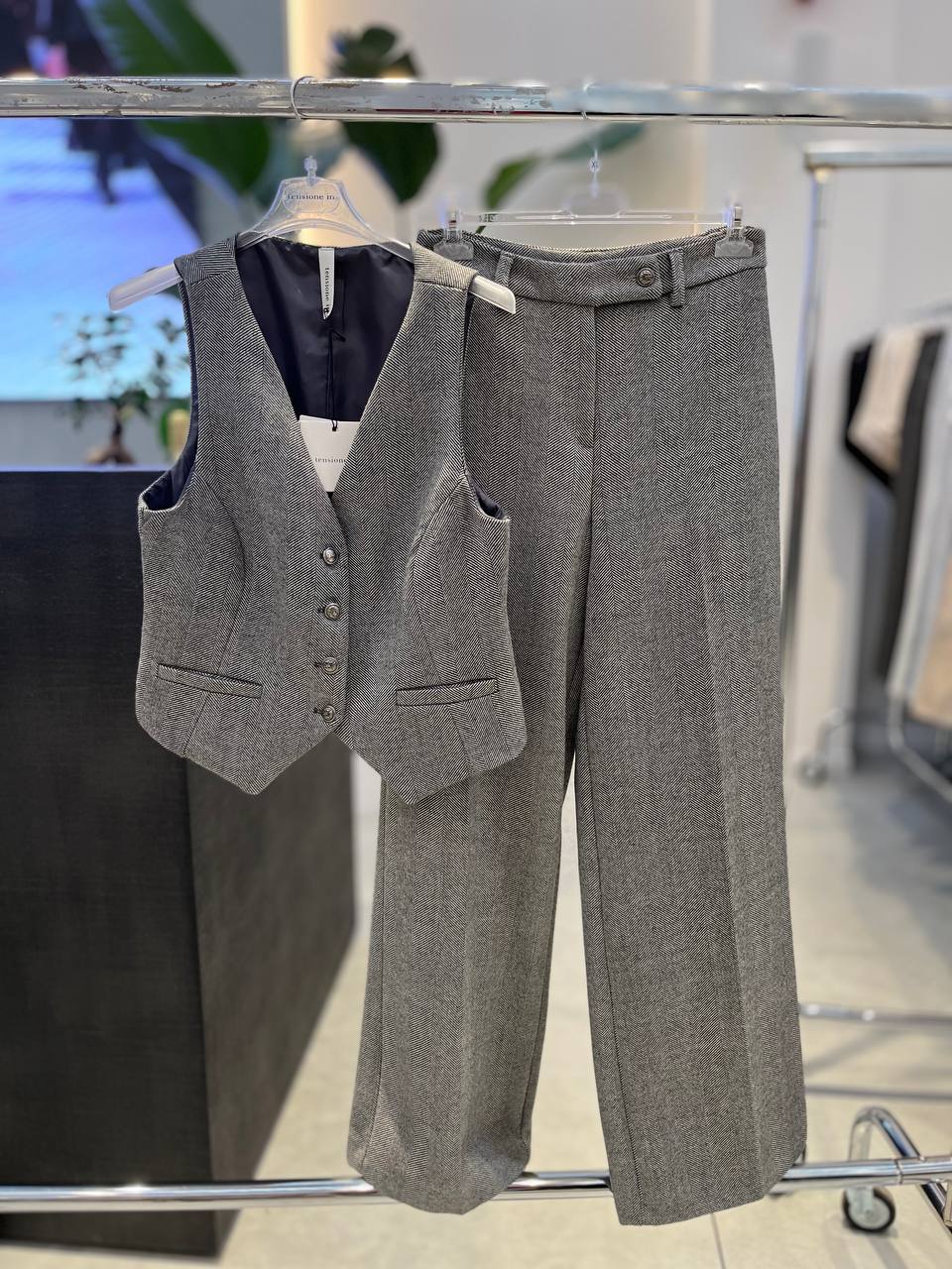 Фото Tensione in