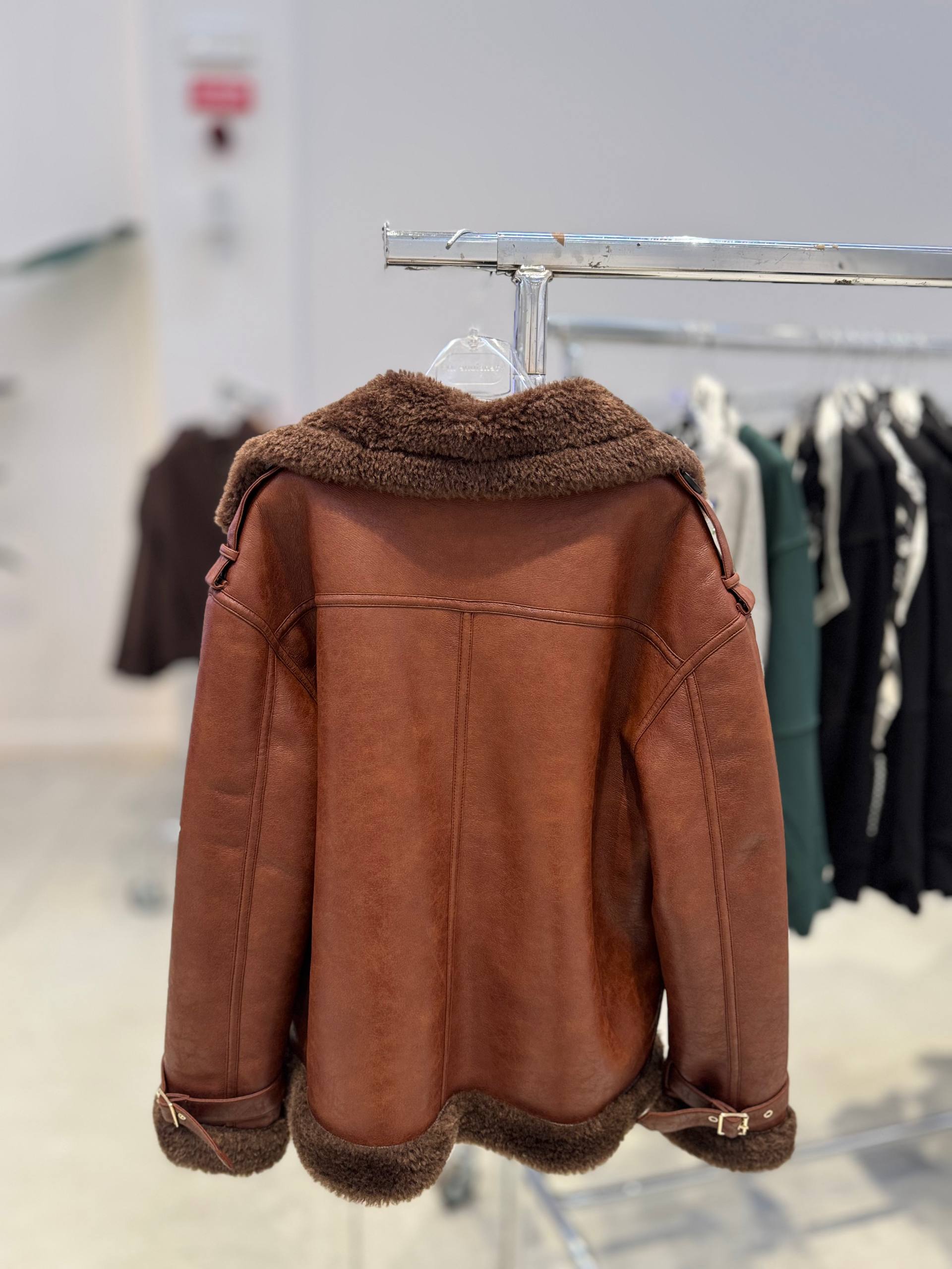 Фото Tensione in