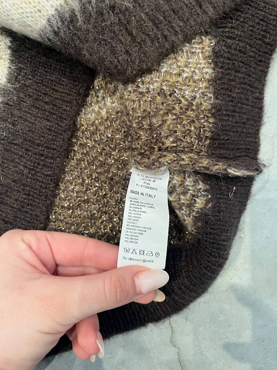 Фото Tensione in