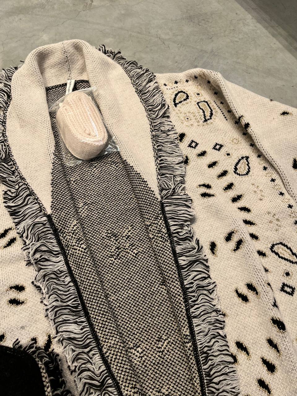 Фото Tensione in