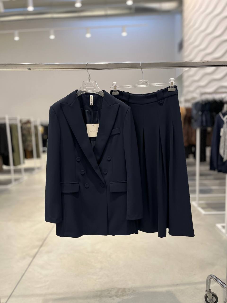 Фото Tensione in