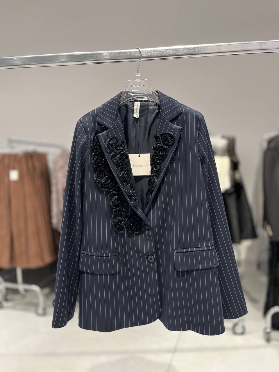 Фото Tensione in