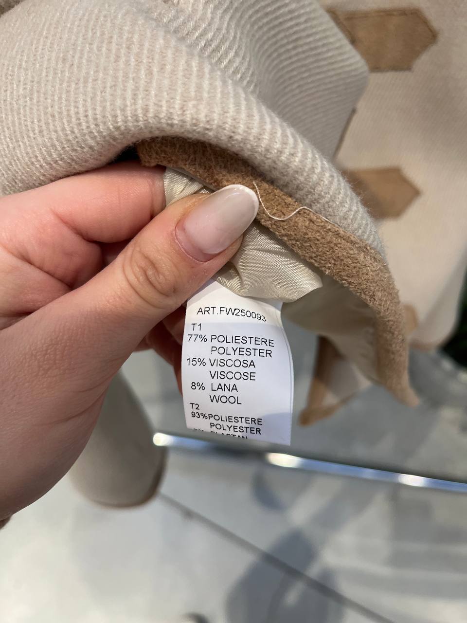 Фото Tensione in