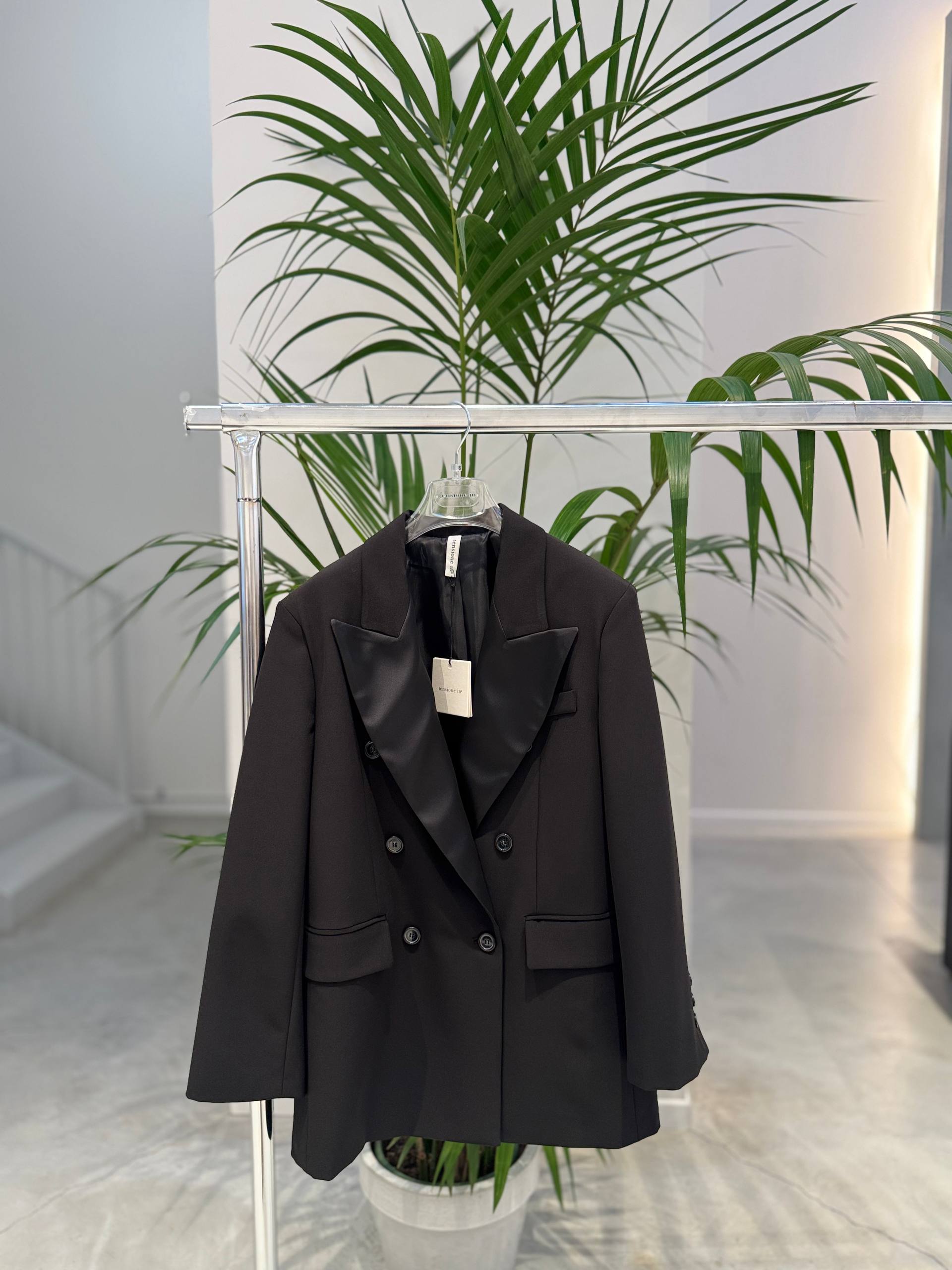 Фото Tensione in