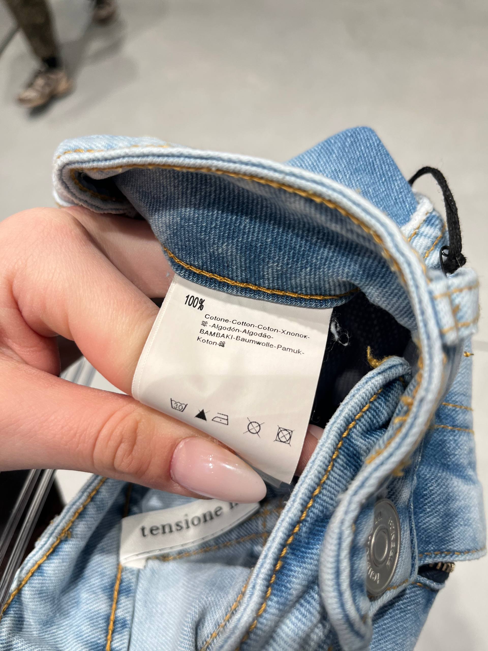 Фото Tensione in