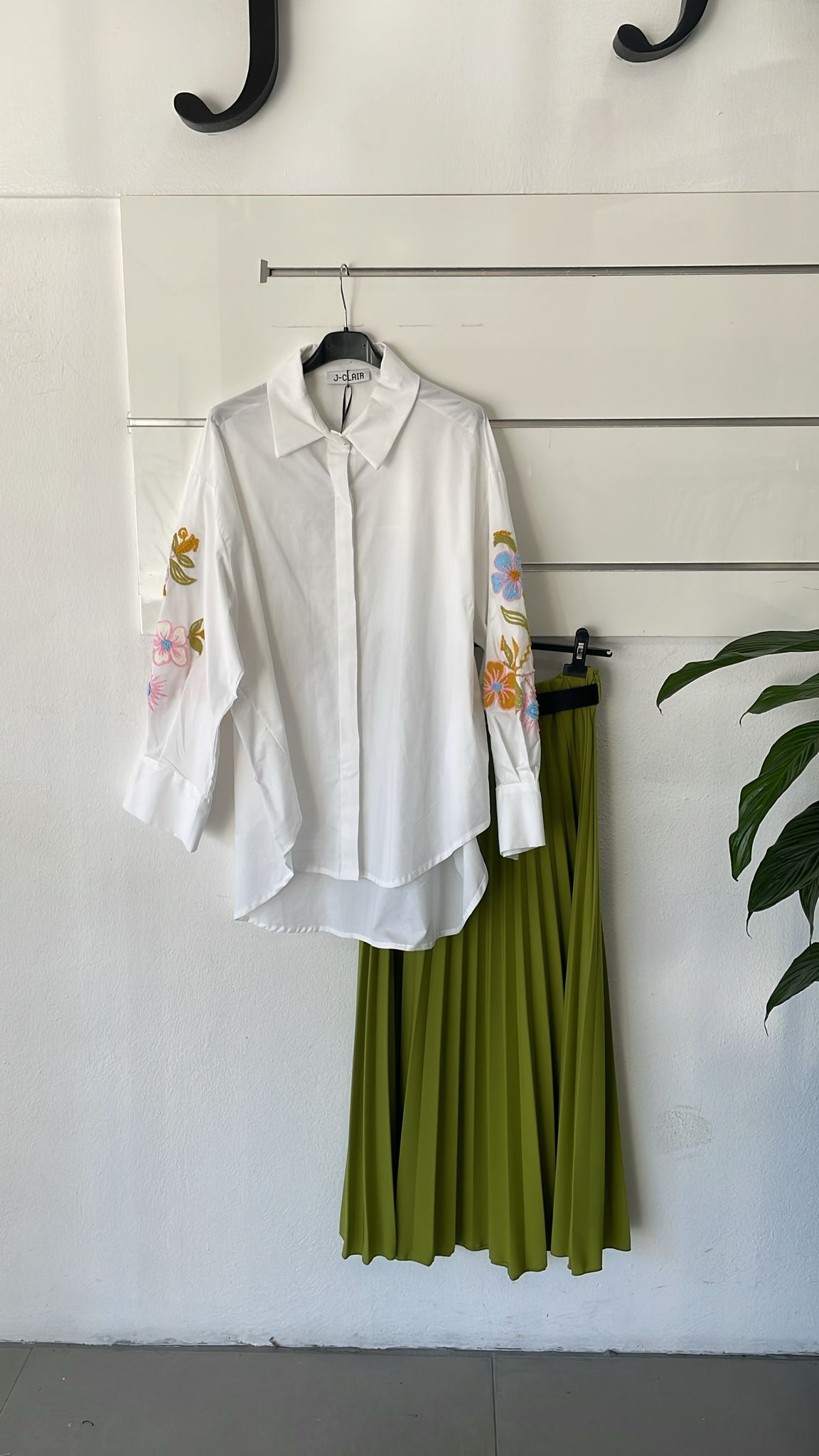 Фото Joie Clair (J-Clair)