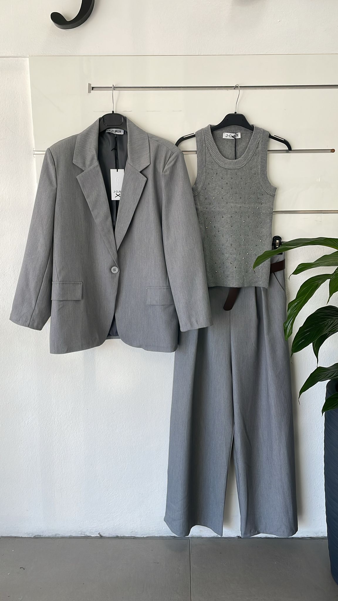 Фото Joie Clair (J-Clair)