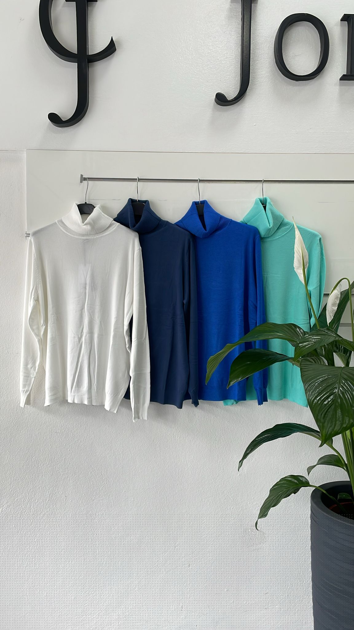 Фото Joie Clair (J-Clair)