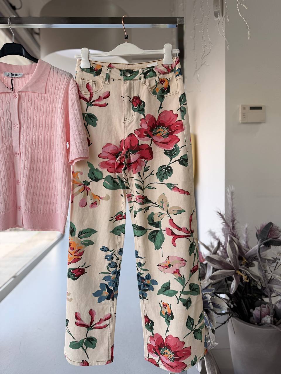 Фото Joie Clair (J-Clair)