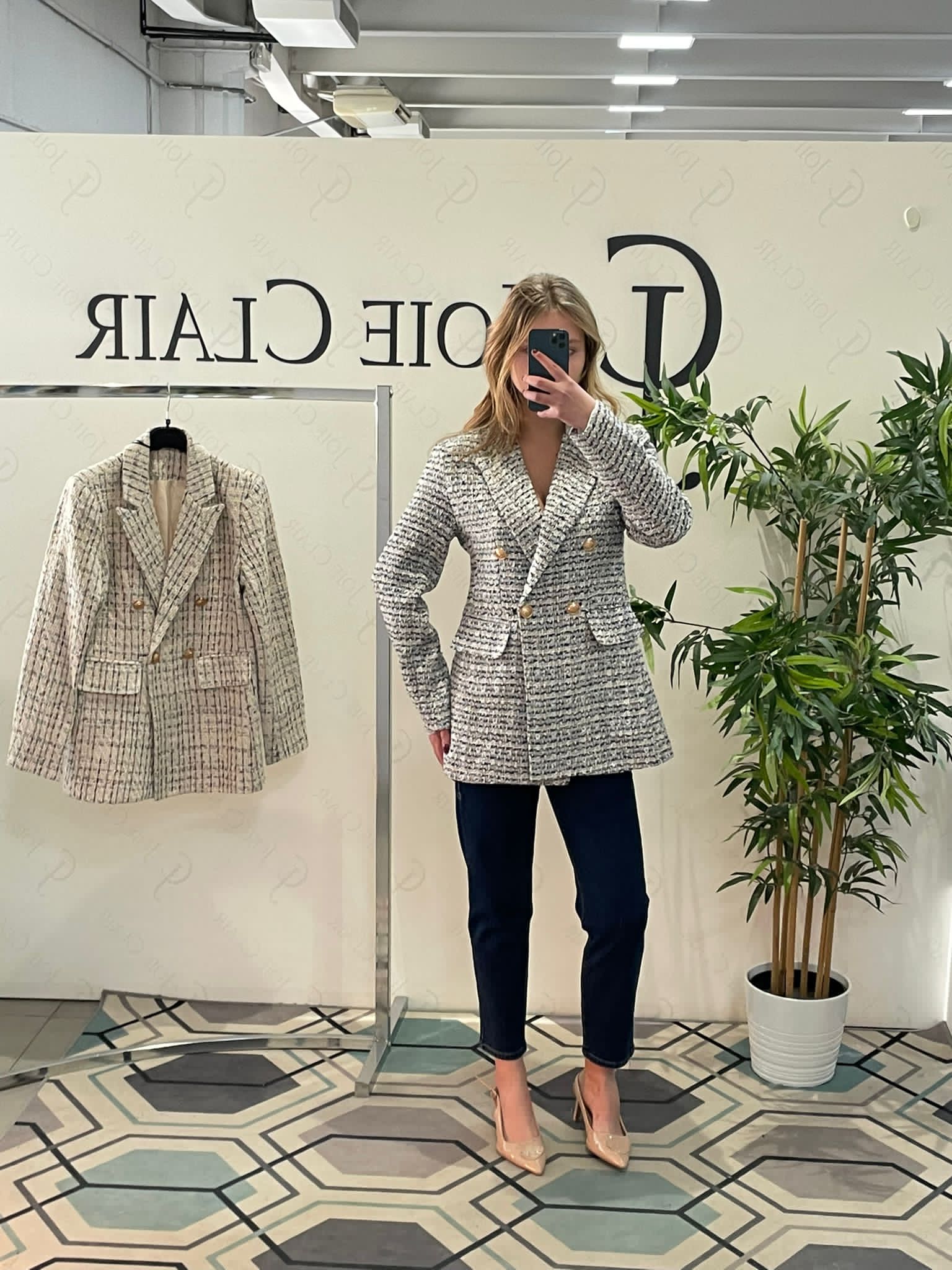 Фото Joie Clair (J-Clair)