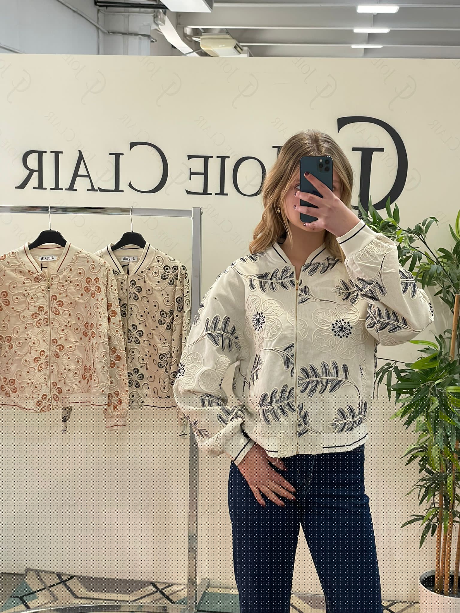 Фото Joie Clair (J-Clair)