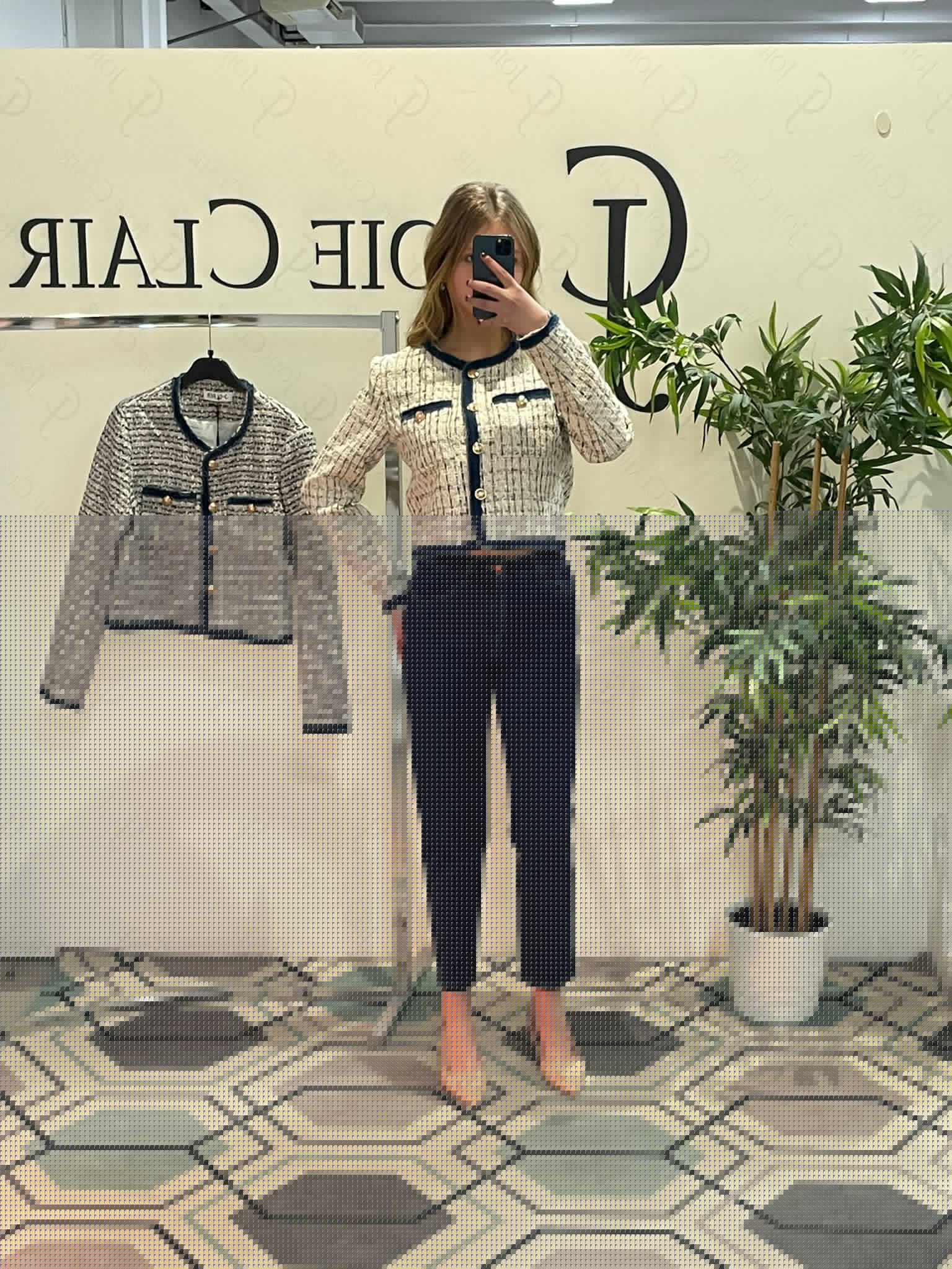 Фото Joie Clair (J-Clair)