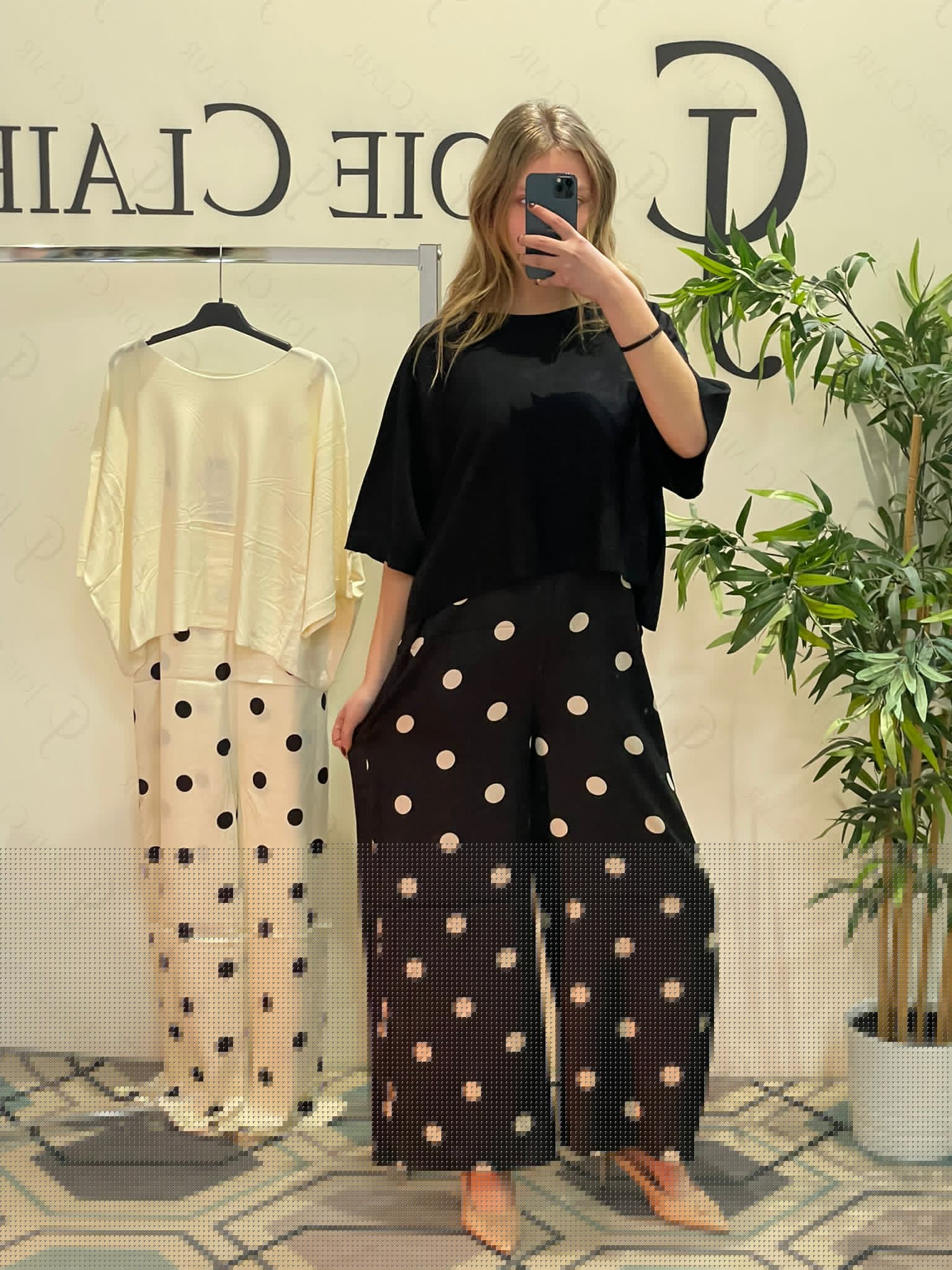 Фото Joie Clair (J-Clair)