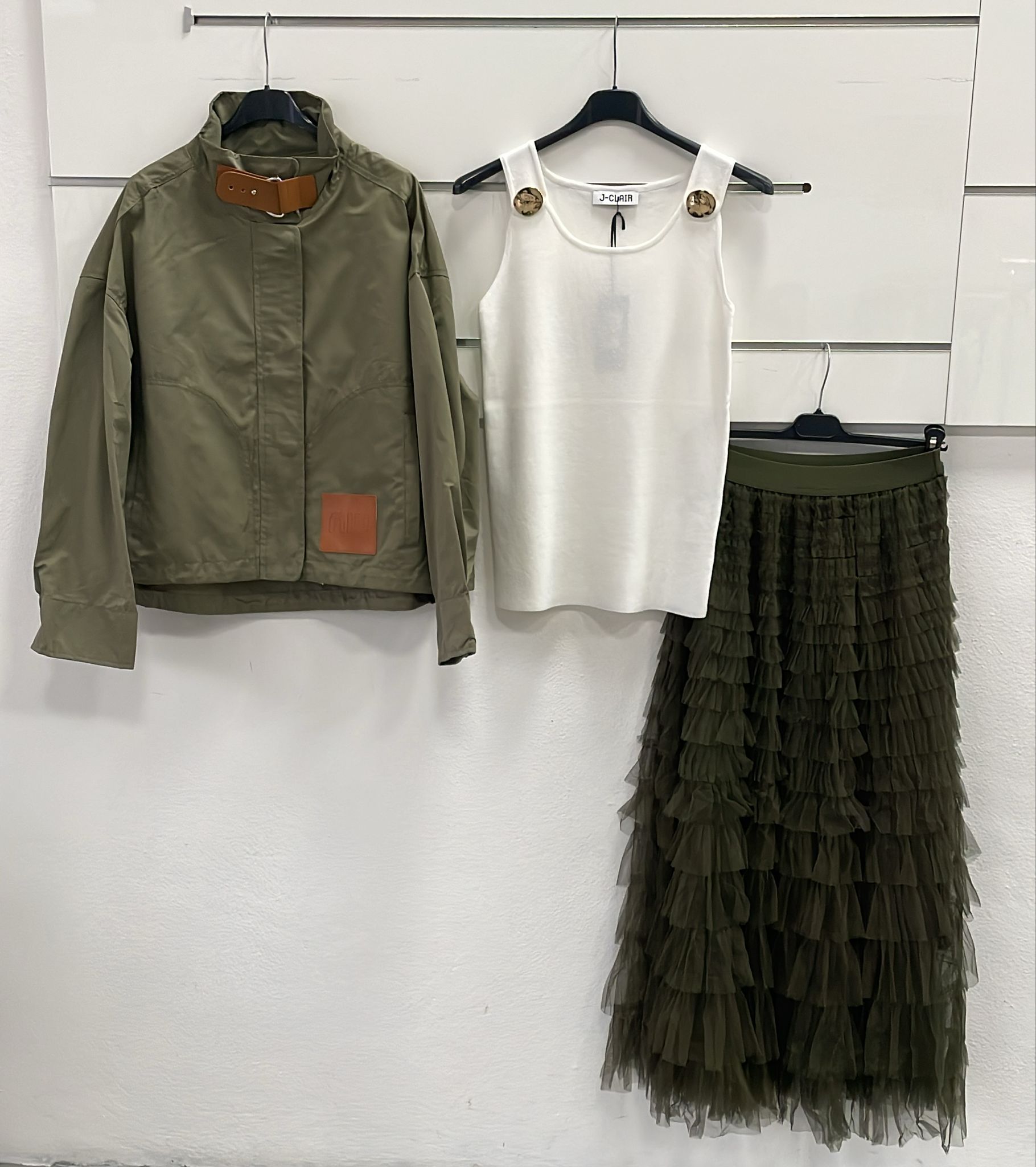 Фото Joie Clair (J-Clair)