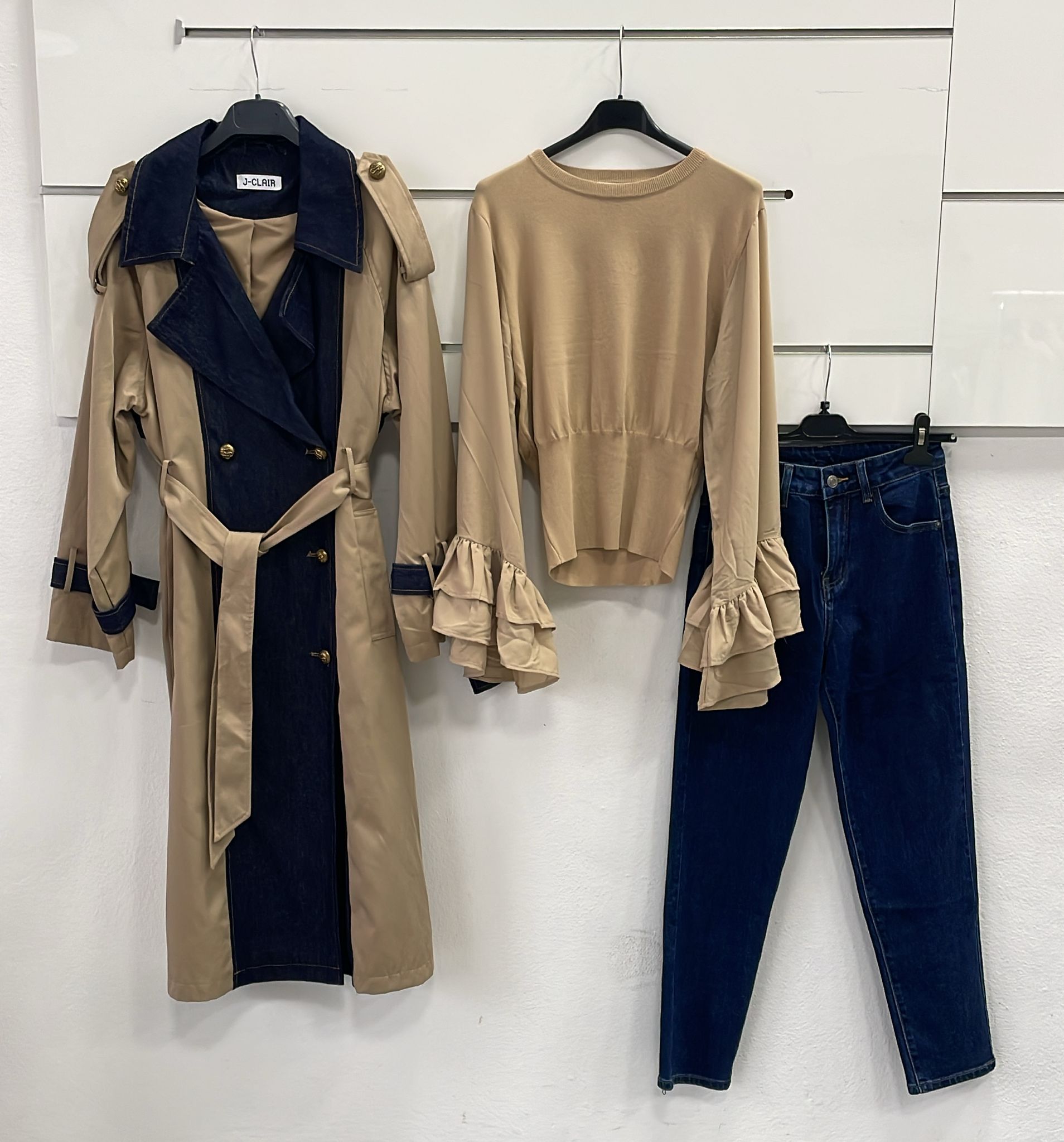 Фото Joie Clair (J-Clair)