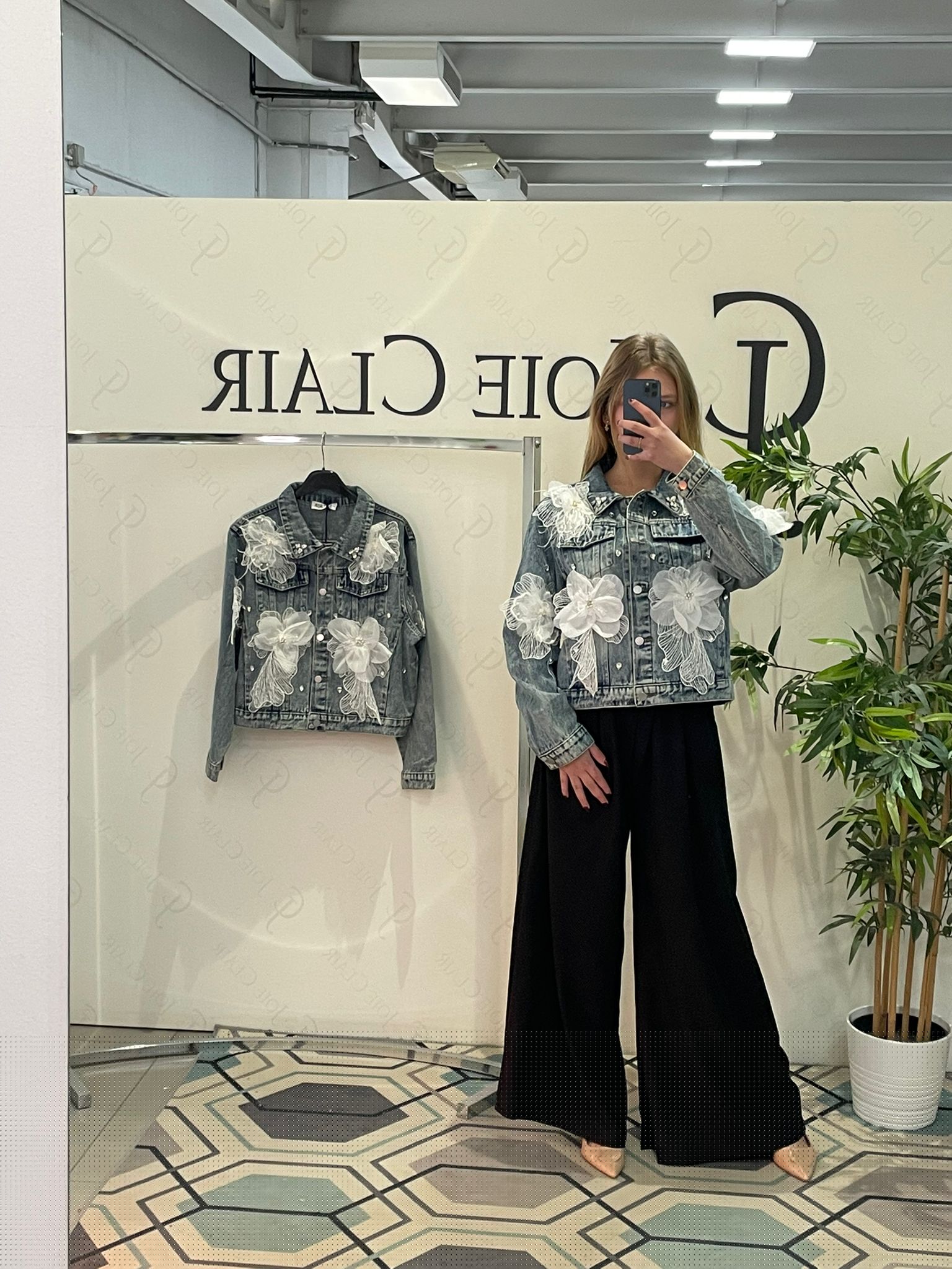 Фото Joie Clair (J-Clair)