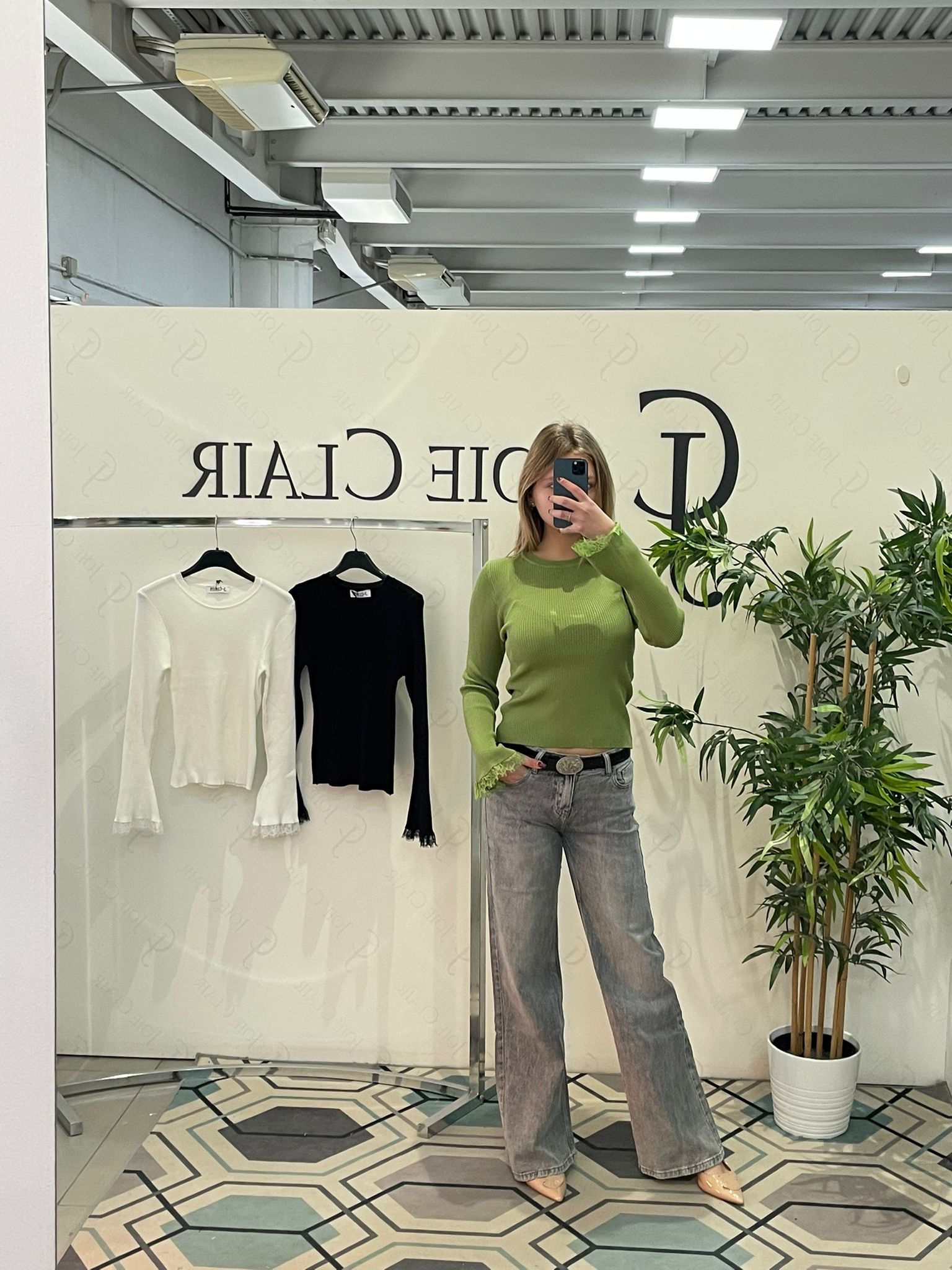 Фото Joie Clair (J-Clair)