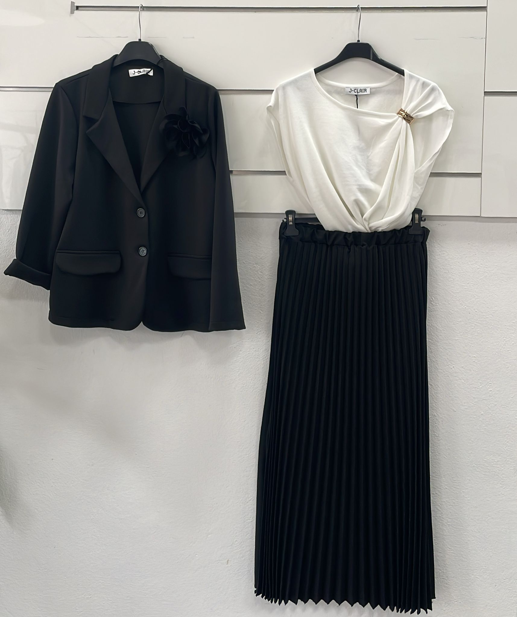 Фото Joie Clair (J-Clair)