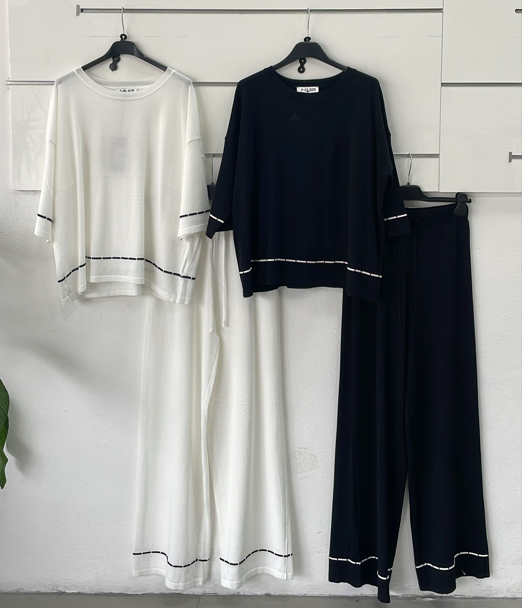 Фото Joie Clair (J-Clair)