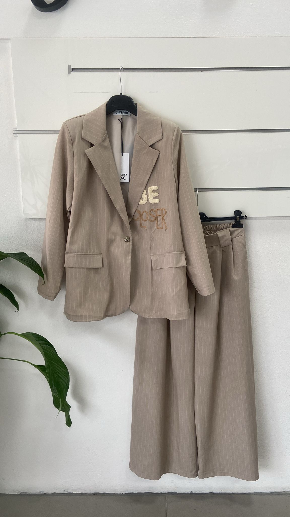 Фото Joie Clair (J-Clair)