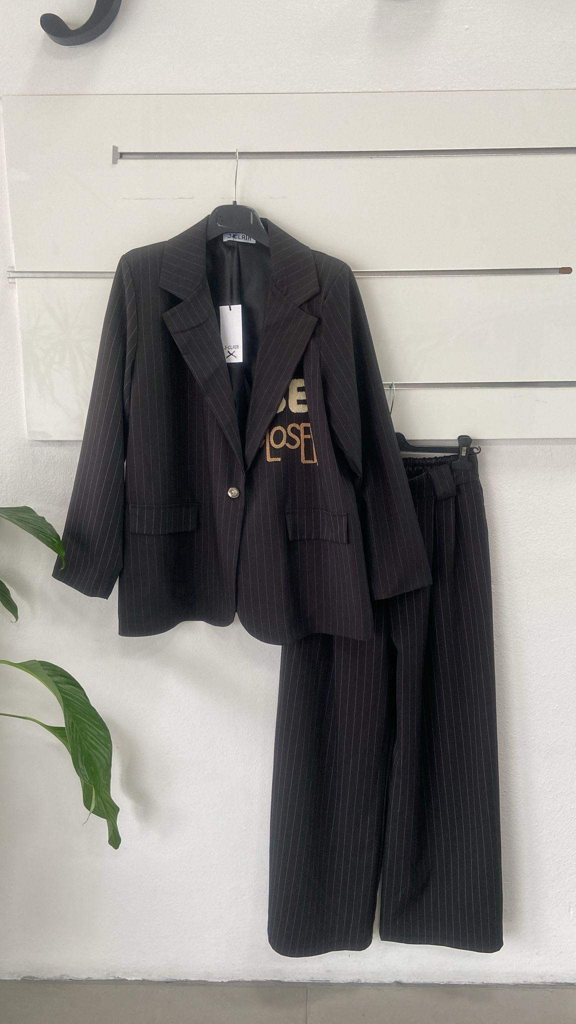 Фото Joie Clair (J-Clair)