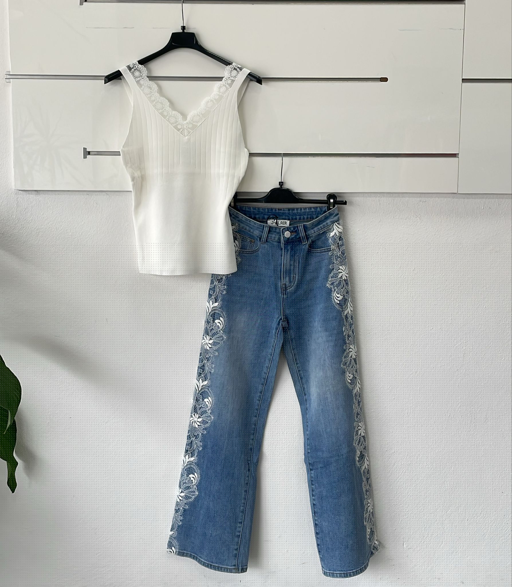 Фото Joie Clair (J-Clair)