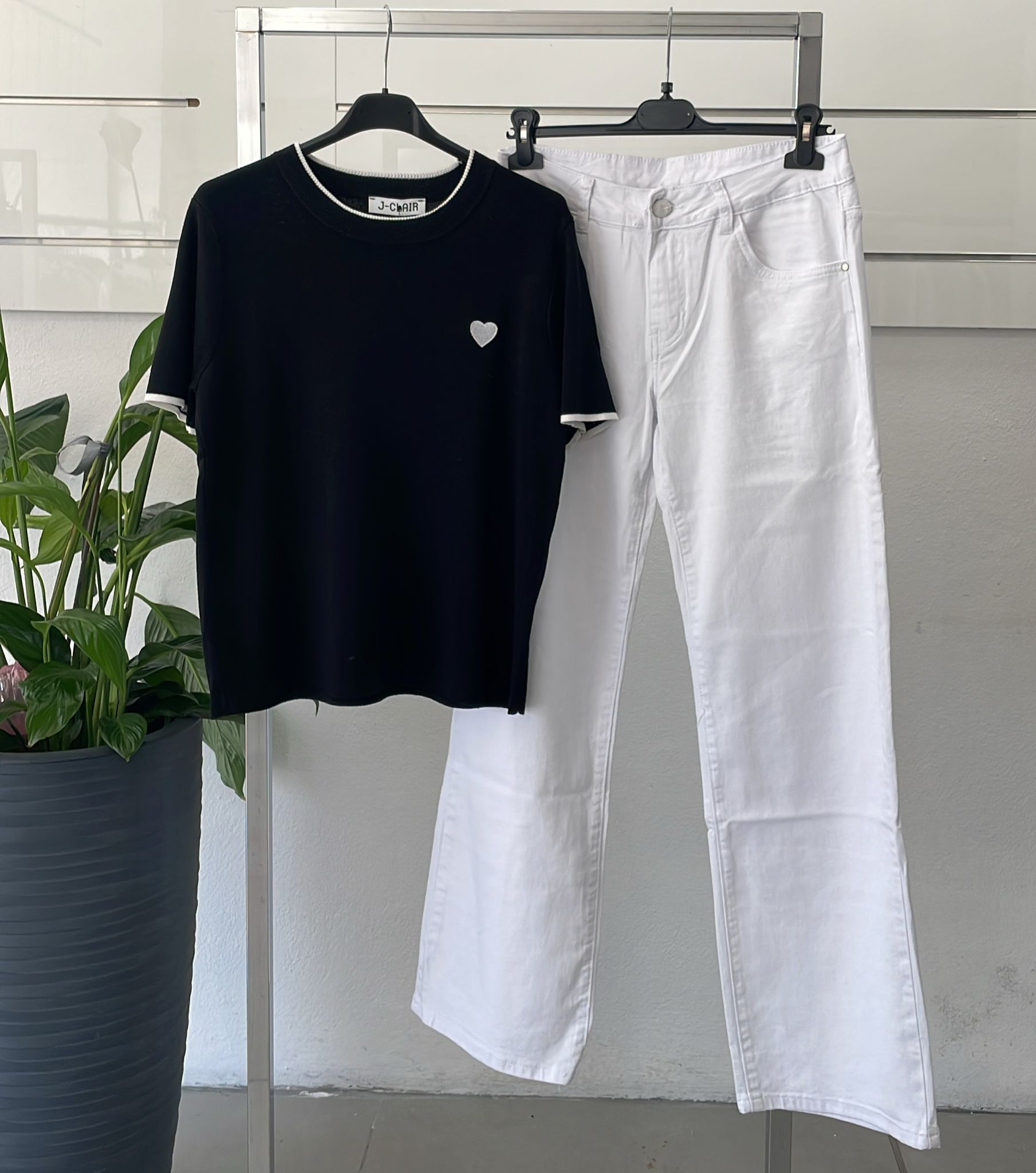 Фото Joie Clair (J-Clair)