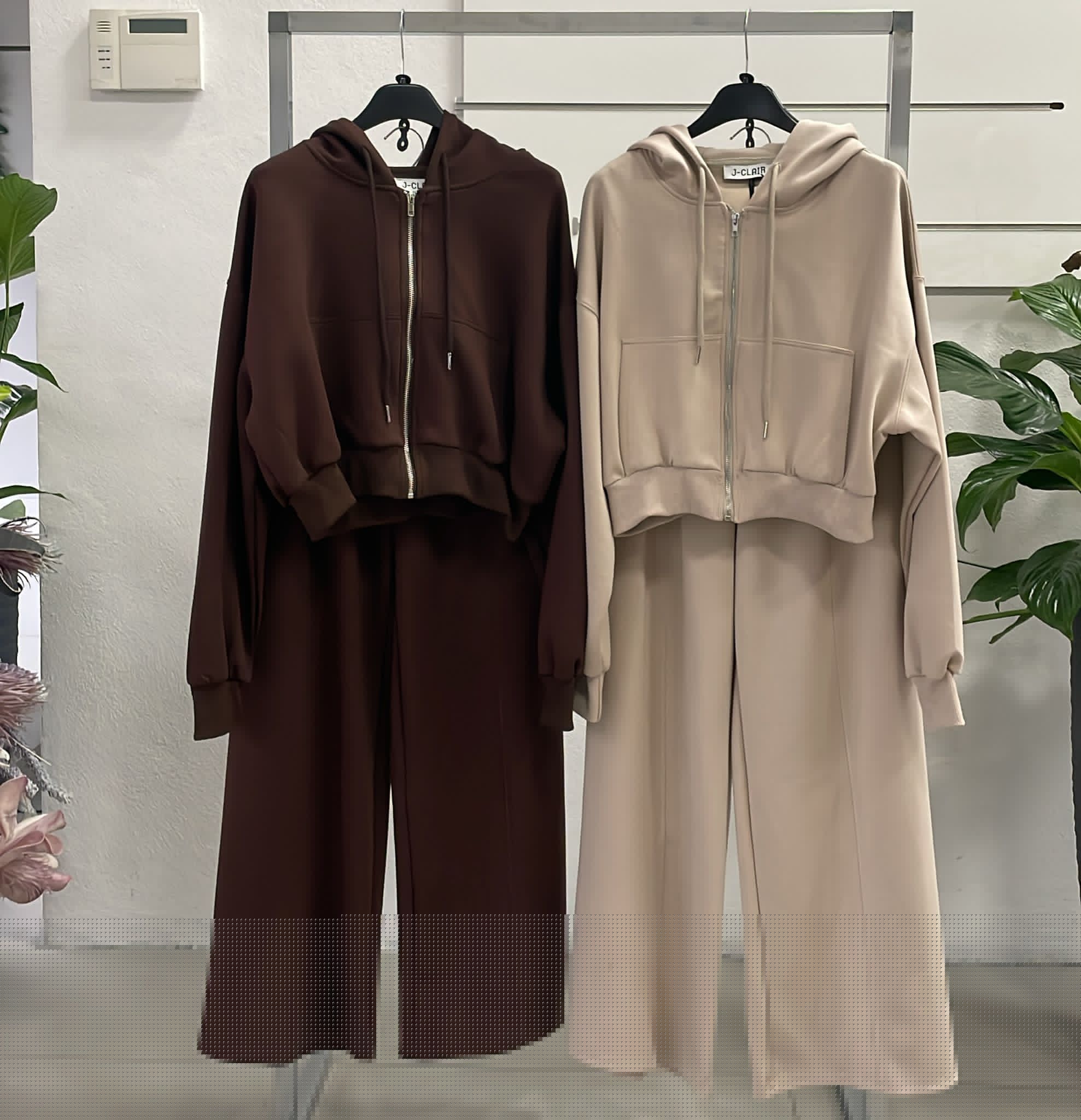 Фото Joie Clair (J-Clair)