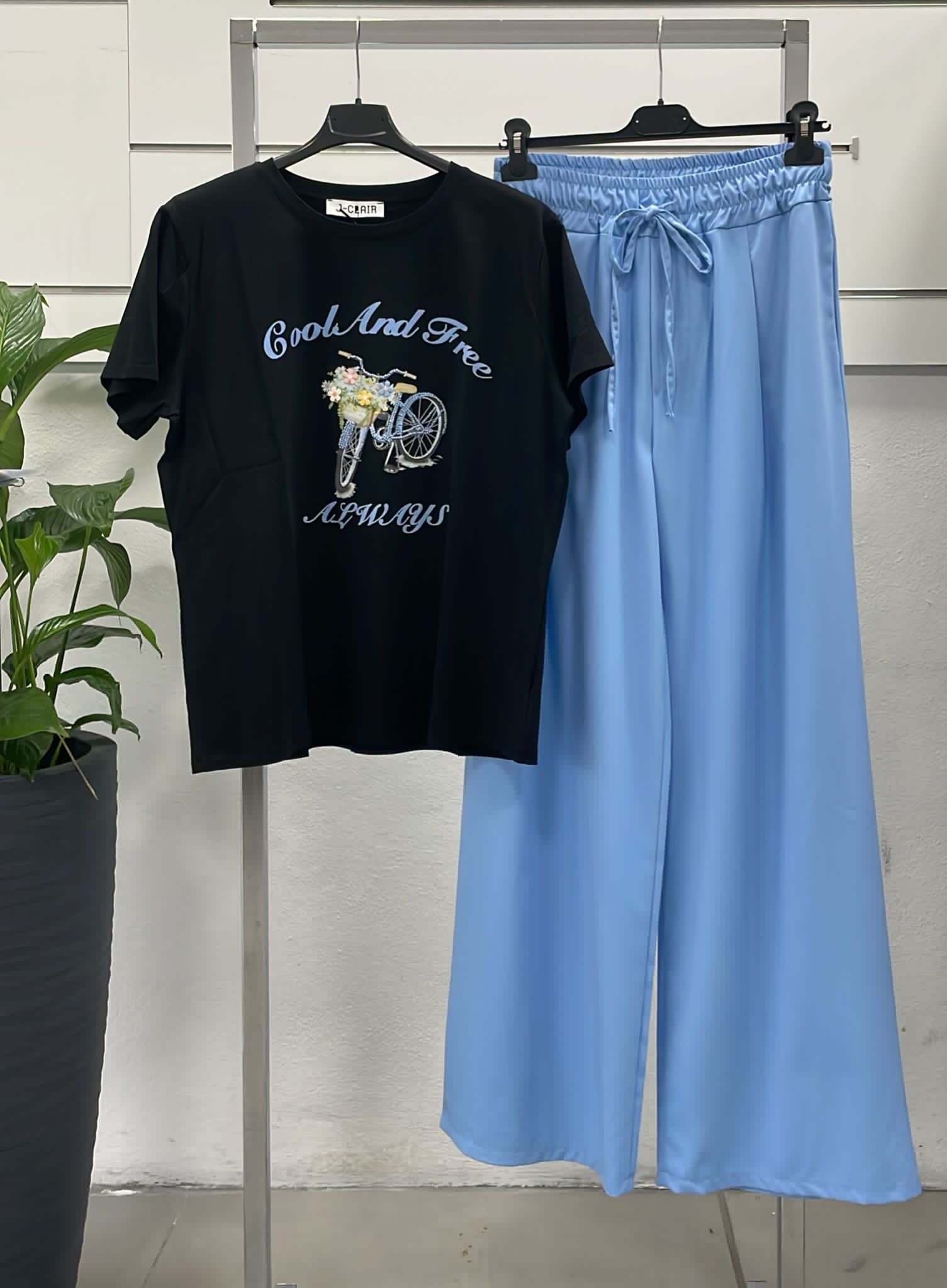 Фото Joie Clair (J-Clair)