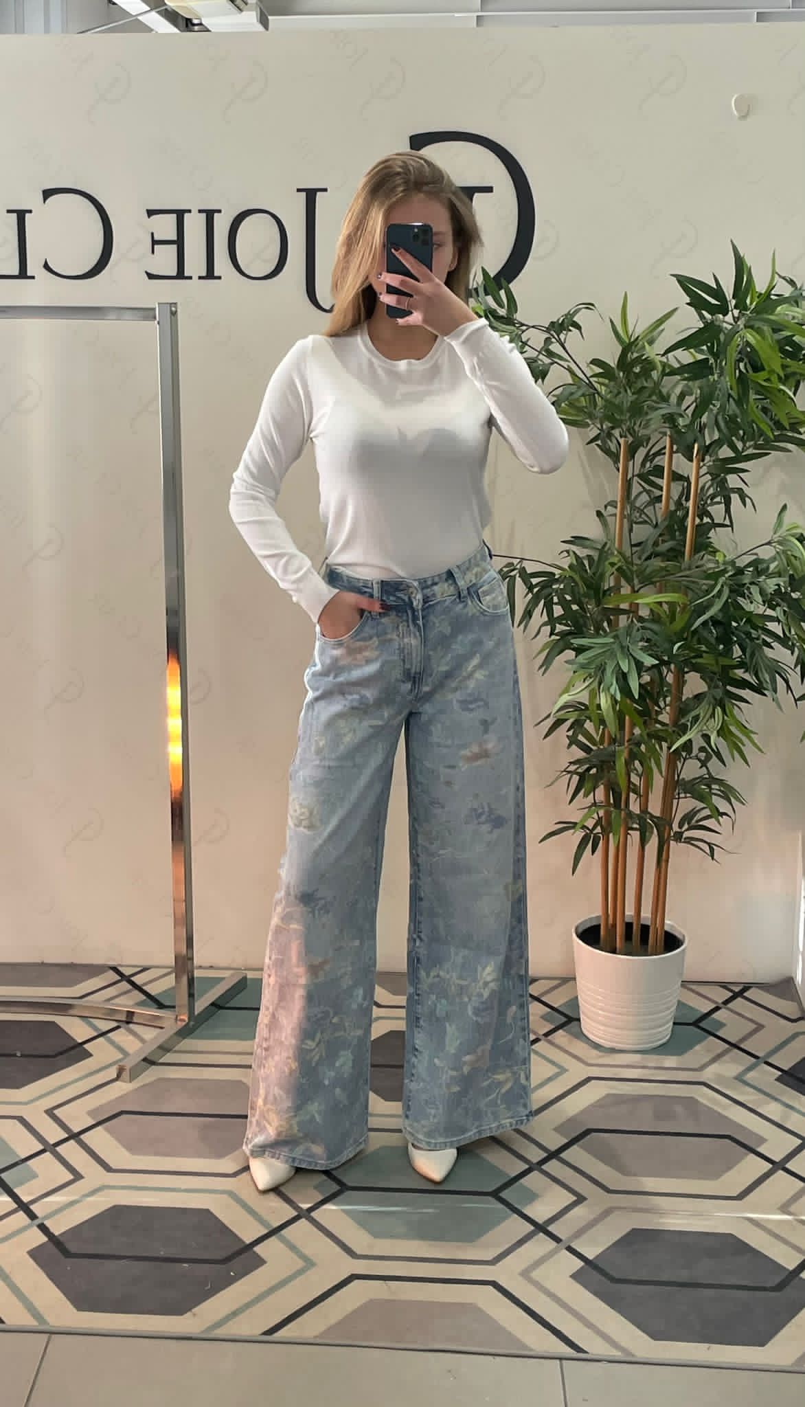 Фото Joie Clair (J-Clair)