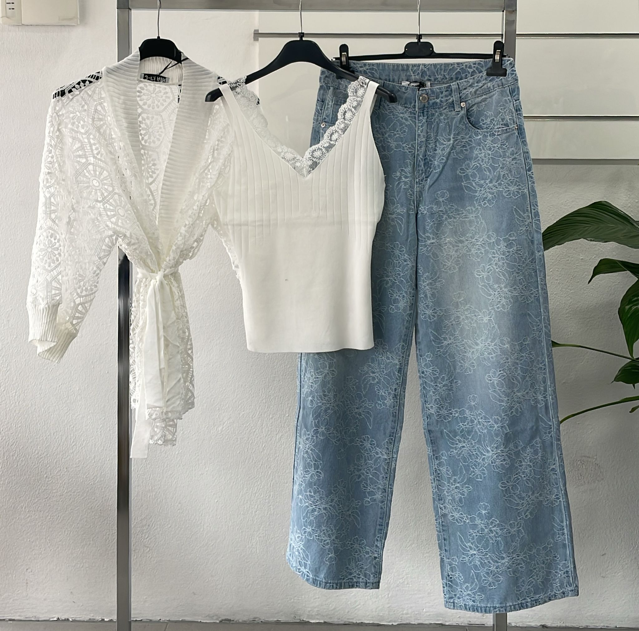 Фото Joie Clair (J-Clair)