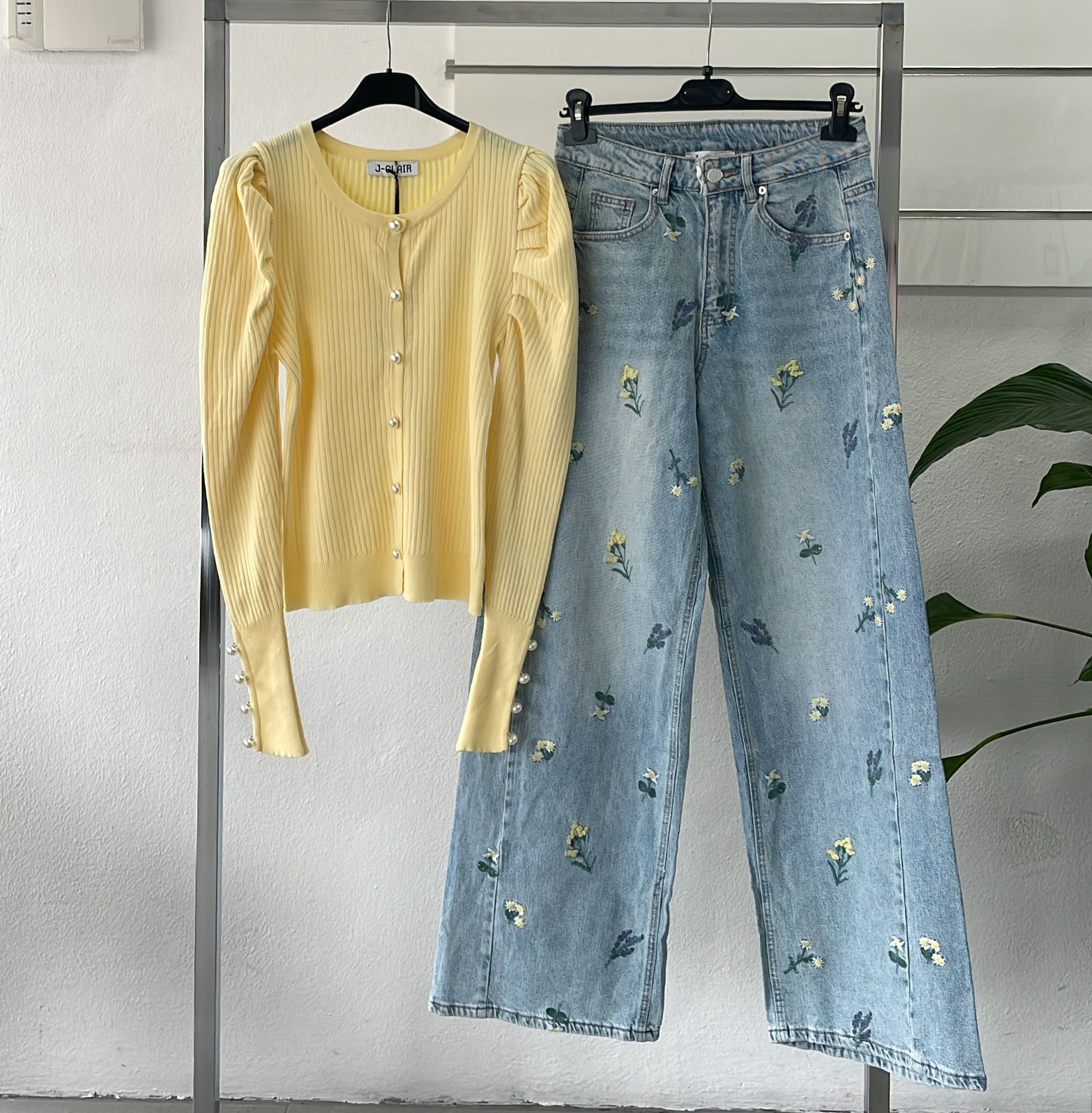 Фото Joie Clair (J-Clair)